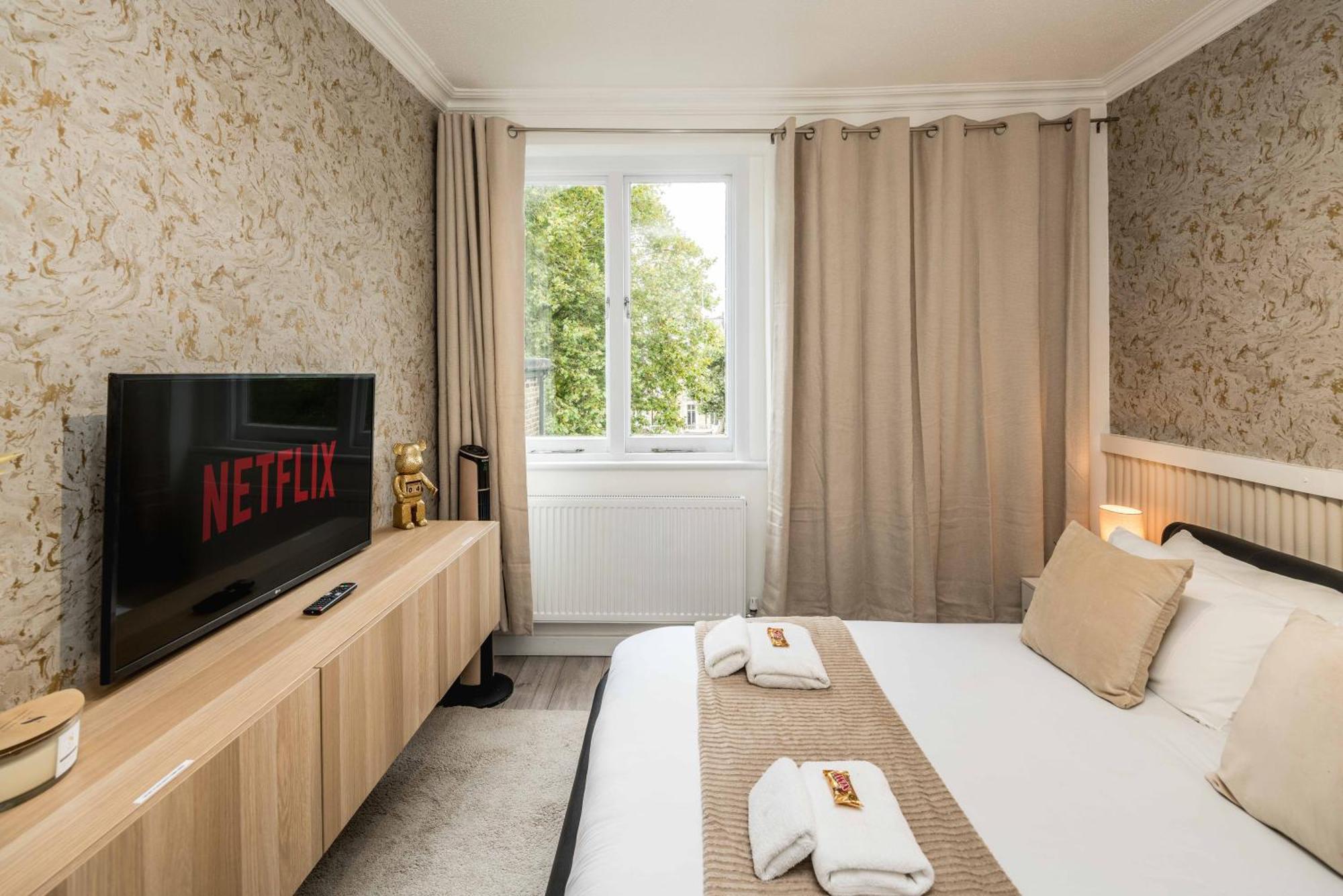 Central Apartment In The Heart Of Notting Hill London Eksteriør billede