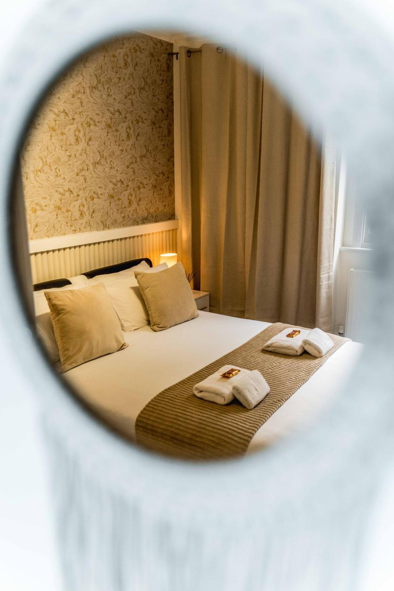 Central Apartment In The Heart Of Notting Hill London Eksteriør billede