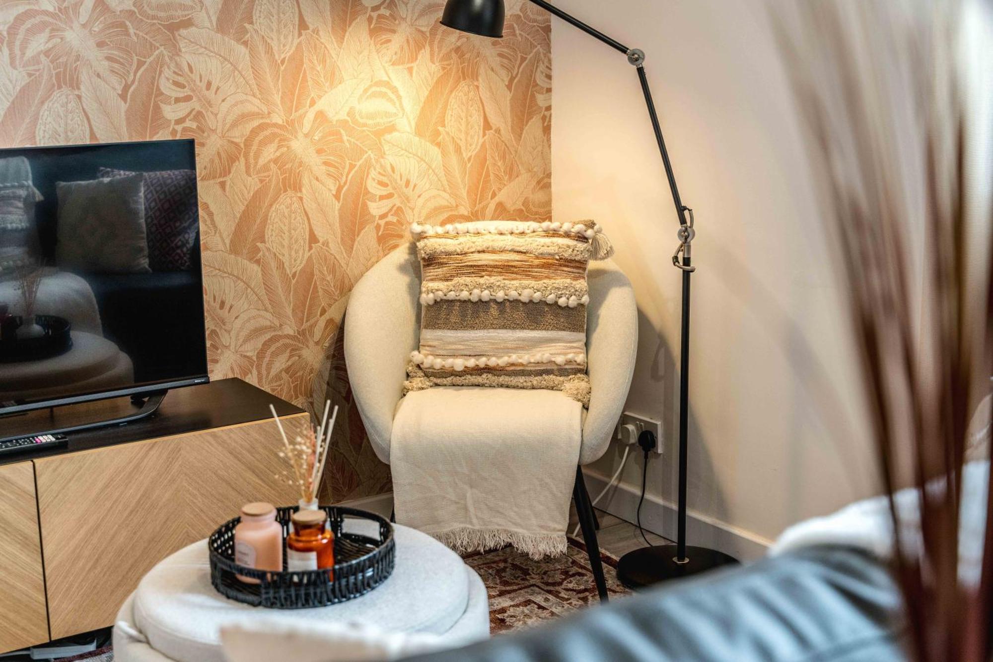 Central Apartment In The Heart Of Notting Hill London Eksteriør billede