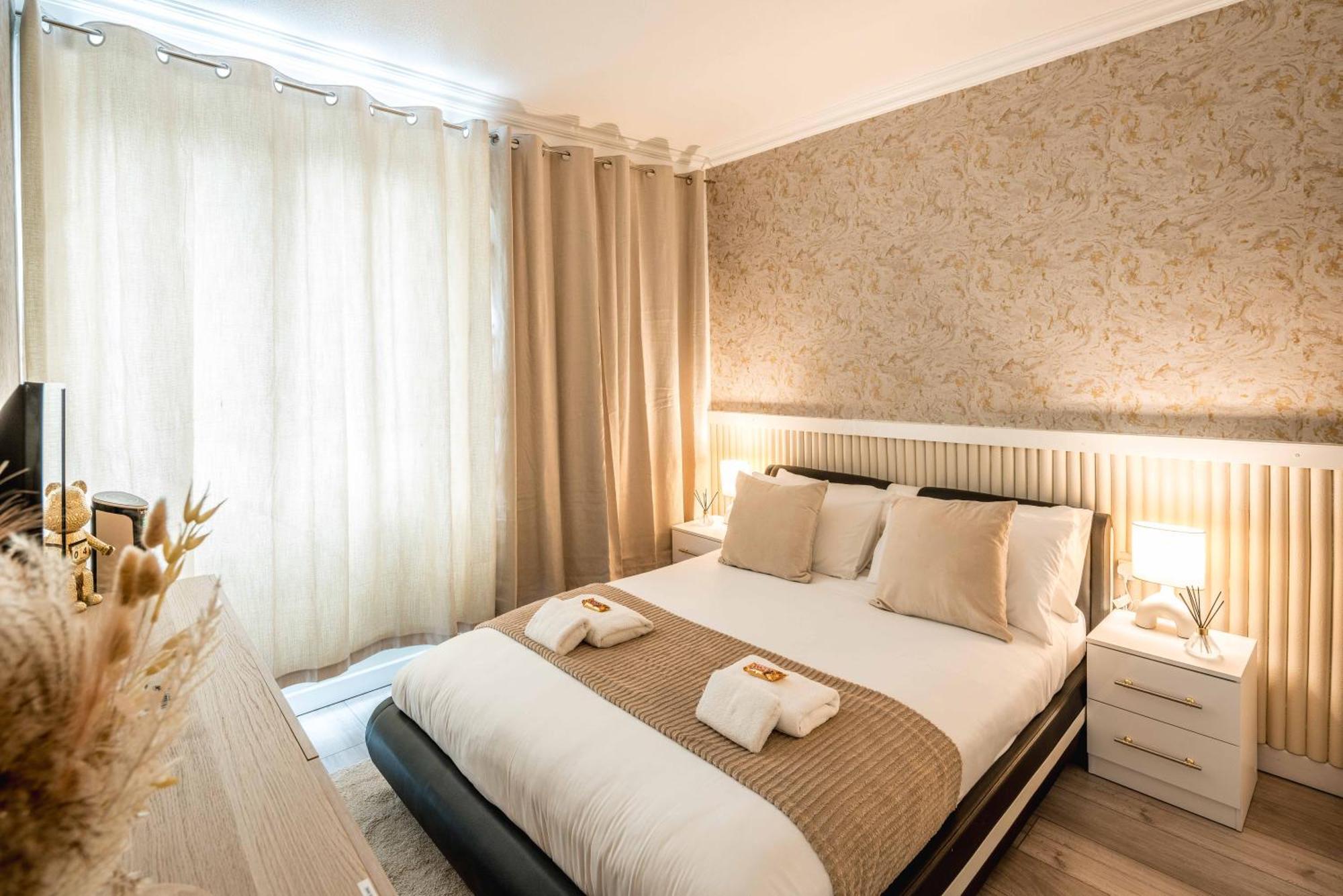 Central Apartment In The Heart Of Notting Hill London Eksteriør billede